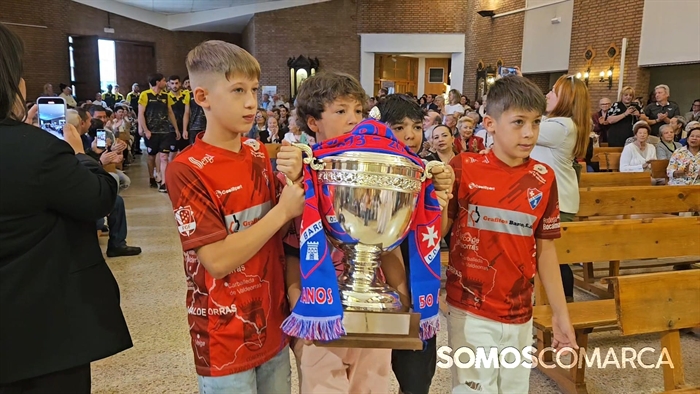 somoscomarca_20250518_obarco_iglesiasantarita_cdbarco_ofrendacopa (1)