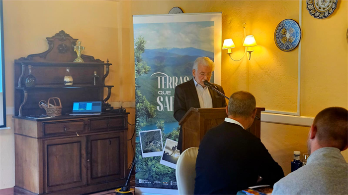 somoscomarca_20251106_obarco_pazodocastro_distinciones_xeodestinotrevinca-manzaneda (4)