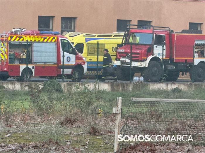 somoscomarca_obarco_cdie_navesardiendo_ges_bomberos (4)