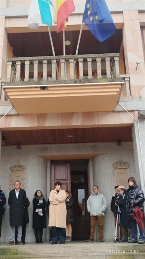 somoscomarca_20260119_arua_petin_ourense_minutosilencio_accidenteave2525