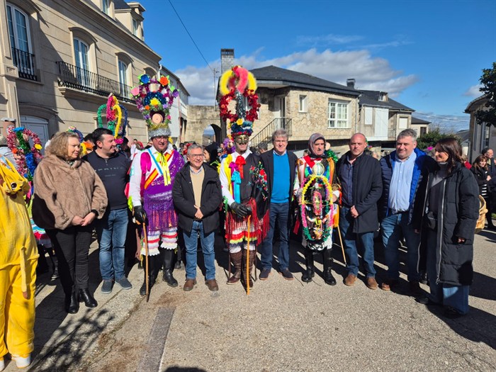 somoscomarca_202600217_MANZANEDA_DESFILE_FULIONS_autoridades2828