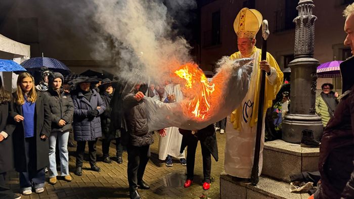 somoscomaca_aruavella_enterrodasardiña (6)