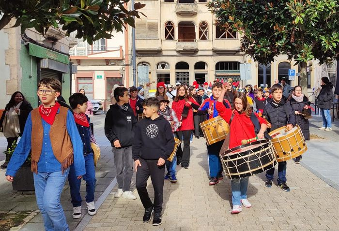 somoscomaca_arua_entroido_intercentros_desfilecolesentroido_anpa (2)