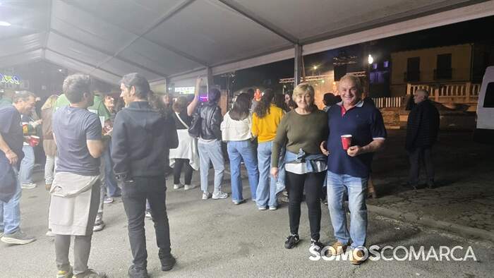 somoscomarca_20260425_villamartin_fiestas_elpatiodeleni (3)