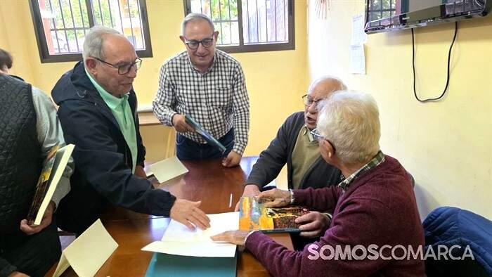 somoscomarca_20260515_entoma_escuelas_presentacionlibro_franciscovival (5)