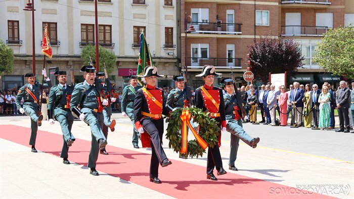 somoscomarca_20260527_obarco_182aniversario_guardiacivil_desfile (16)