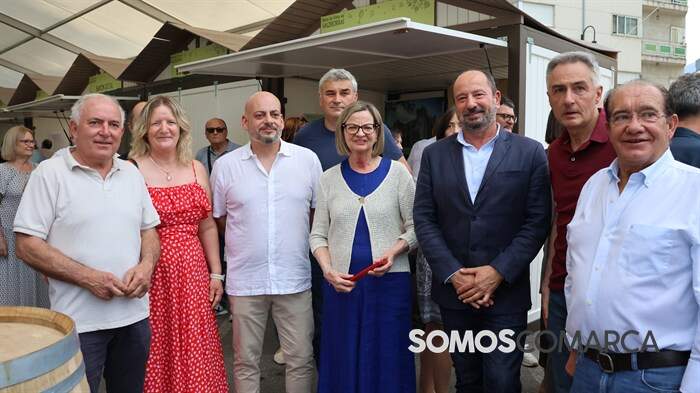 somoscomarca_obarcofeiradoviñodevaldeorras (30)