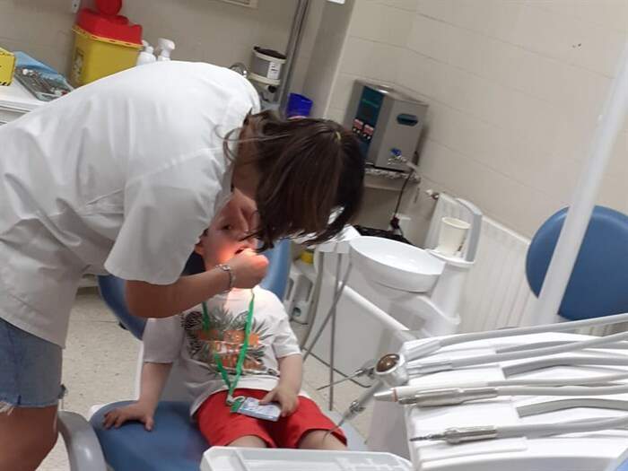 somoscomarca_obarco_centro salud_niños_higienistabucodental_1293