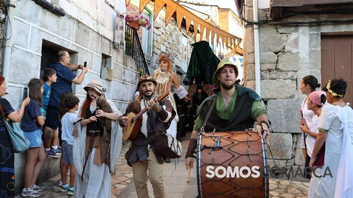 somoscomarca_manzaneda_feriamedieval1948