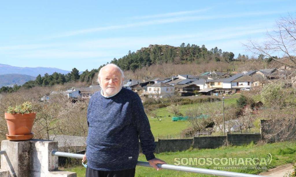 Ramón García con Roblido al fondo